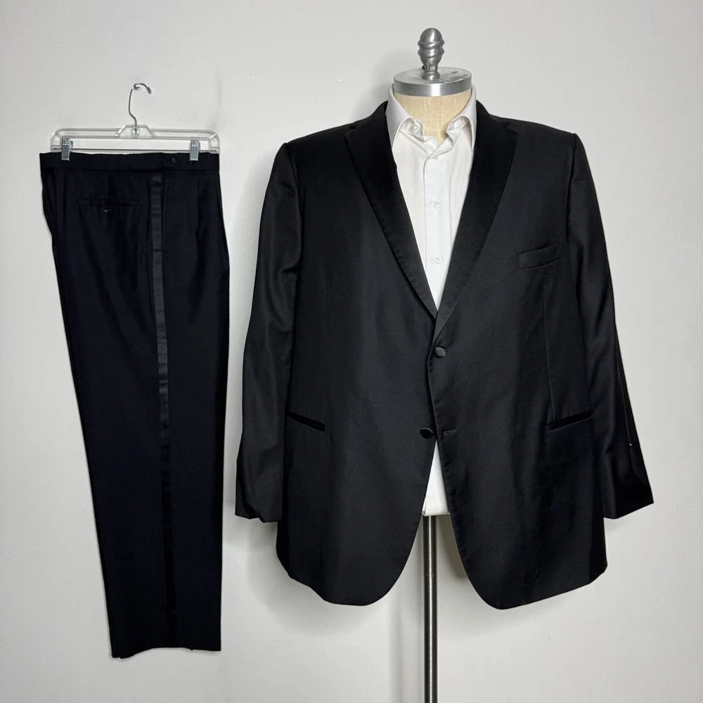 Oliver Wicks Italy Mens 52L Black Wool Two-Piece Suit 36W Pants Solid Super 110s